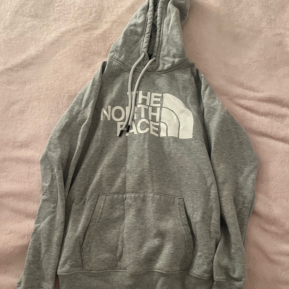 The North Face Heather Gray Pullover Hoodie